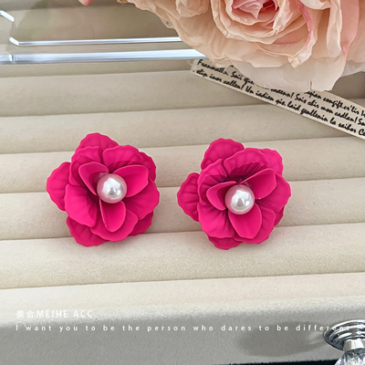 娇艳欲滴～韩版玫红珍珠花蕊花朵耳钉夸张度假花瓣层叠耳环耳饰女
