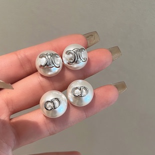 巴黎公主 浪漫贵气名媛通勤耳饰 温柔气质珠光白珍珠气质耳钉法式