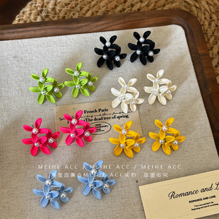 花团锦簇~温柔春日感珍珠花朵彩色喷漆耳钉奶油清新花卉花瓣耳环