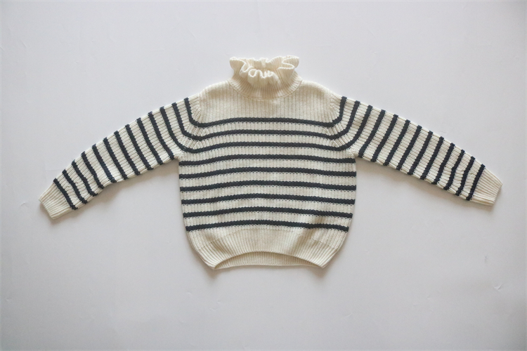 法单女童秋冬花边领针织毛衣