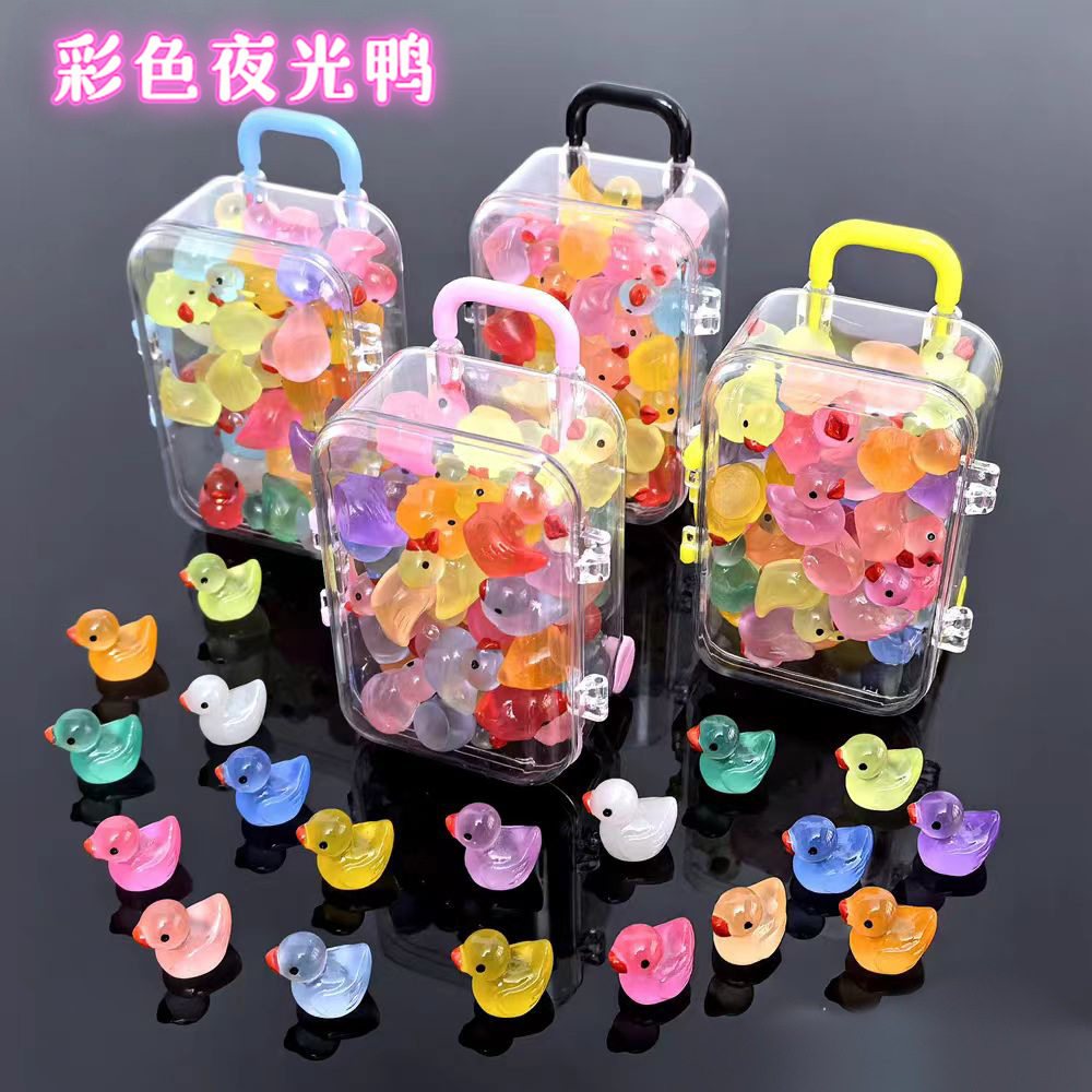 夜光水晶小鸭子儿童发光玩具礼物车载摆件摆摊创意小玩具礼物奖品