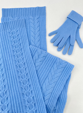 TRACY CHU babycashmere小山羊绒蓝色宽大围巾和手套