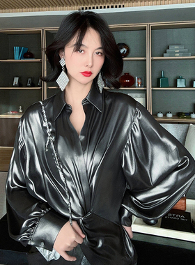 TRACY CHU 新年特惠流光溢彩之银灰色立裁艺术衬衫两件套