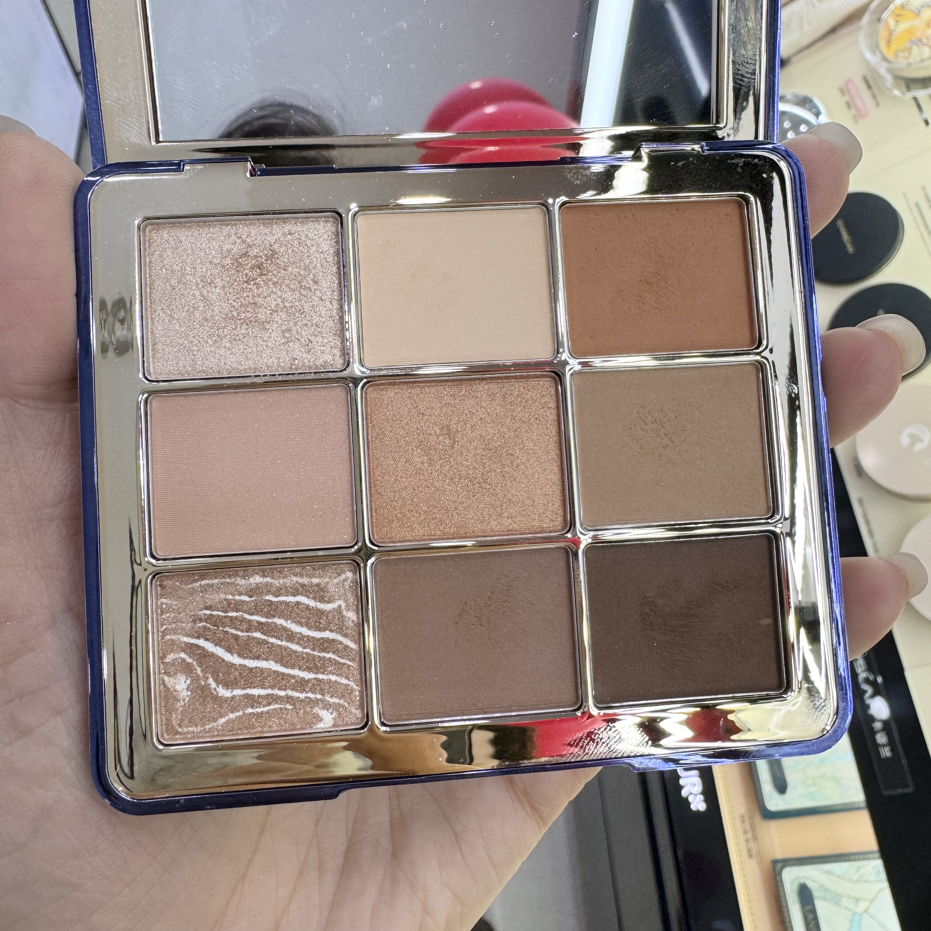 卡姿兰大眼睛焦点九色眼影正品修饰眼部修容防水提亮肤色珠光哑光