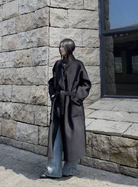 羊毛经典束腰带立领羊毛大衣宽松慵懒风长外套男女同款 SWT251158