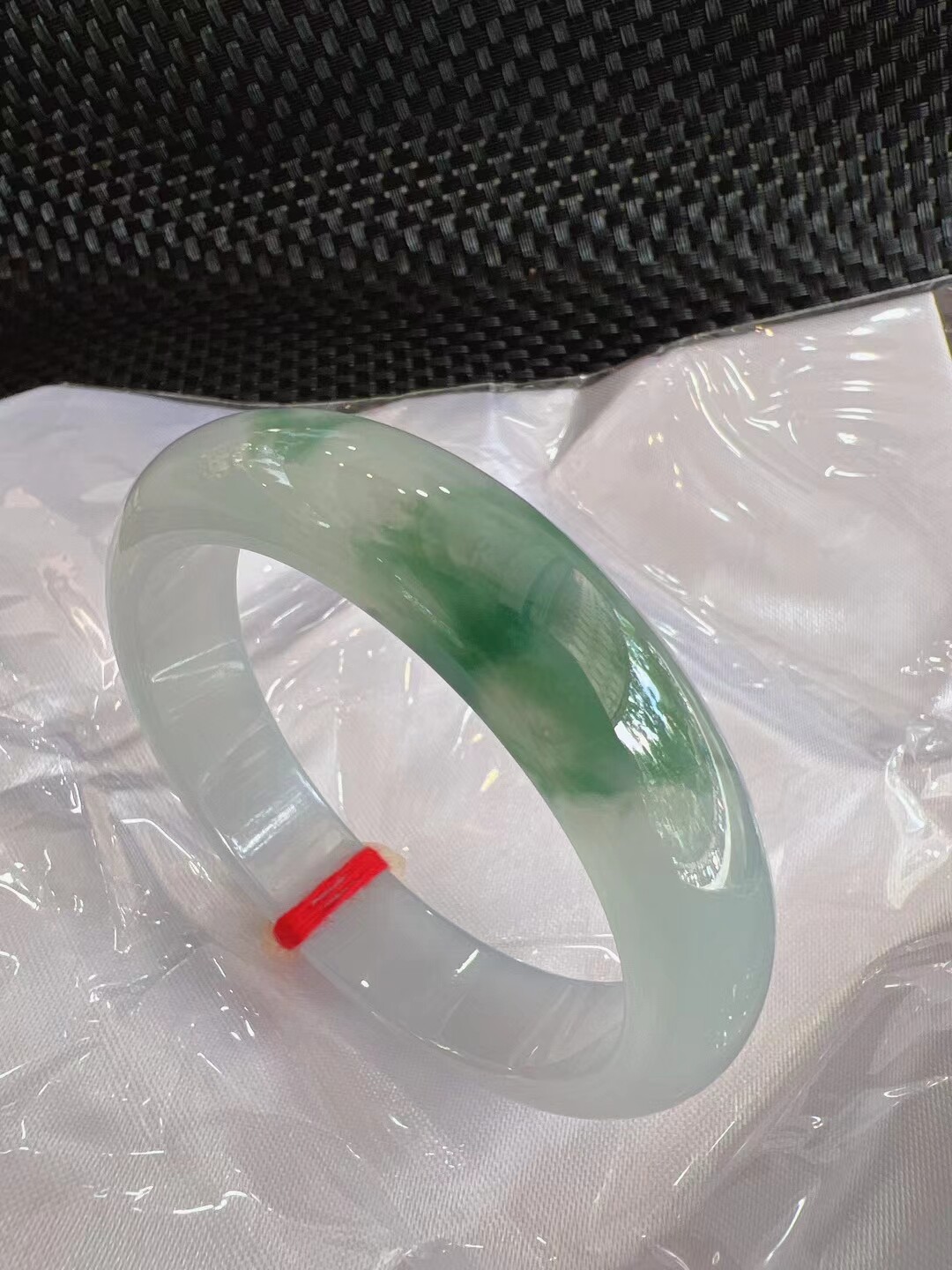 翡翠a冰种细腻胶感飘花正圈56 正品带权威证书15R