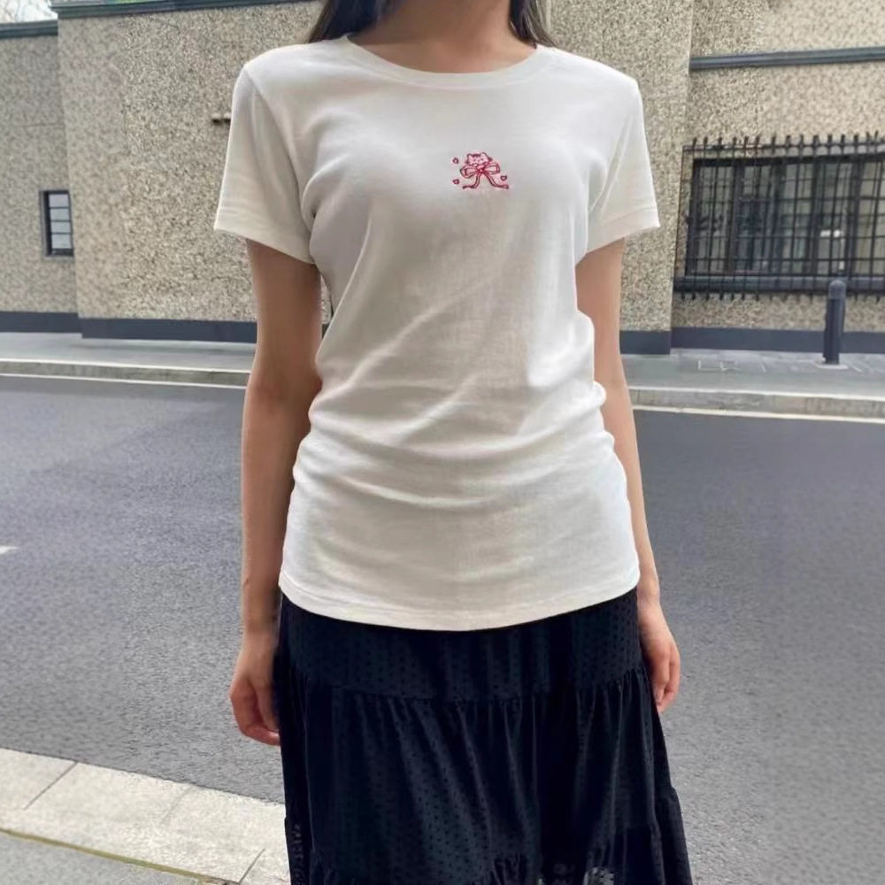小海鸥美式宋祖儿同款红T恤