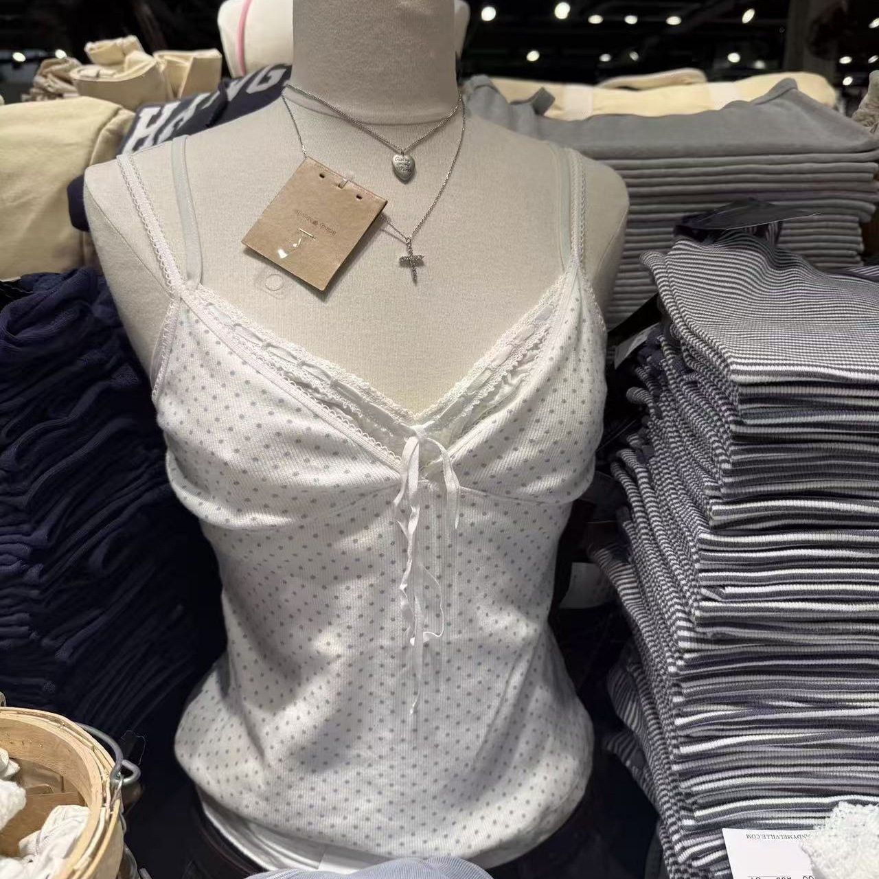 美式复古波点V领背心5