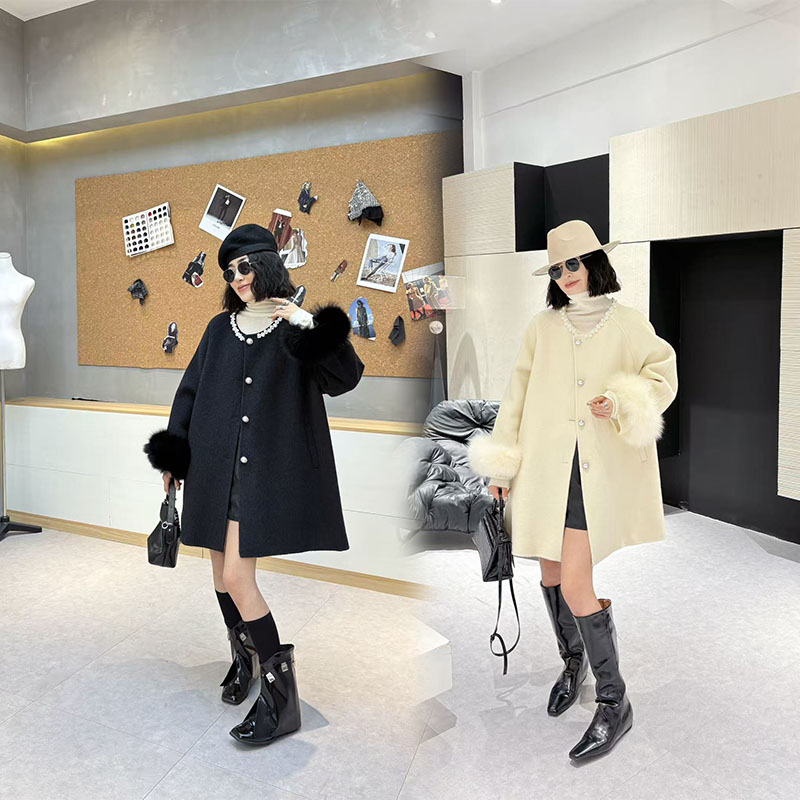 胖妹妹秋冬款时髦洋气毛毛袖宽松羊绒大衣女200斤外套大码女装
