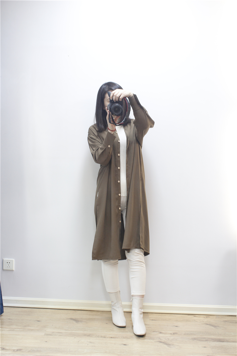 休闲风聚酯纤维灯笼袖舒适