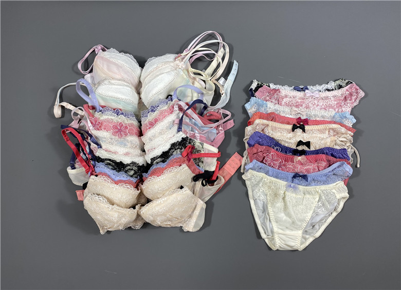 日单内裤刺绣蕾丝内裤70c蕾丝