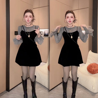 丝绒吊带连衣裙喇叭袖衫时尚套装