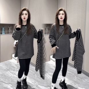 欧货潮流条纹T恤女2026秋冬新款时尚百搭圆领宽松中长款休闲大衫