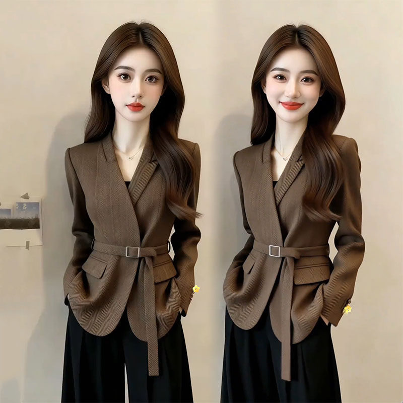高级感西装女2026春季新款通勤OL名媛风翻领外套系带百搭长袖西服