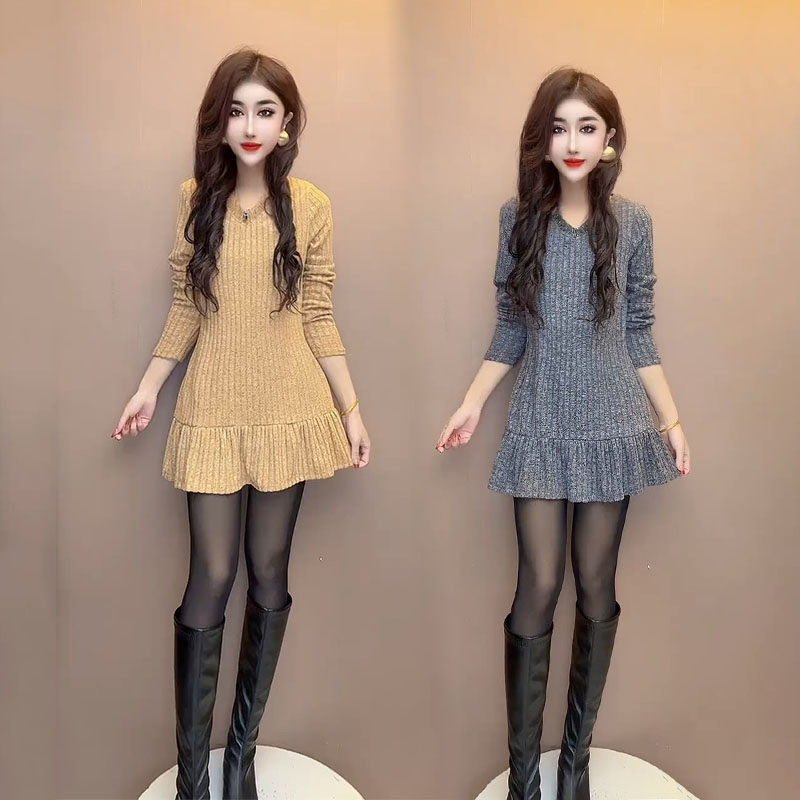 法式针织连衣裙女2025冬季新款时尚简约长袖重工V领修身显瘦短裙,女装/女士精品,连衣裙,淘宝优惠券,粉丝福利购,淘宝优惠卷