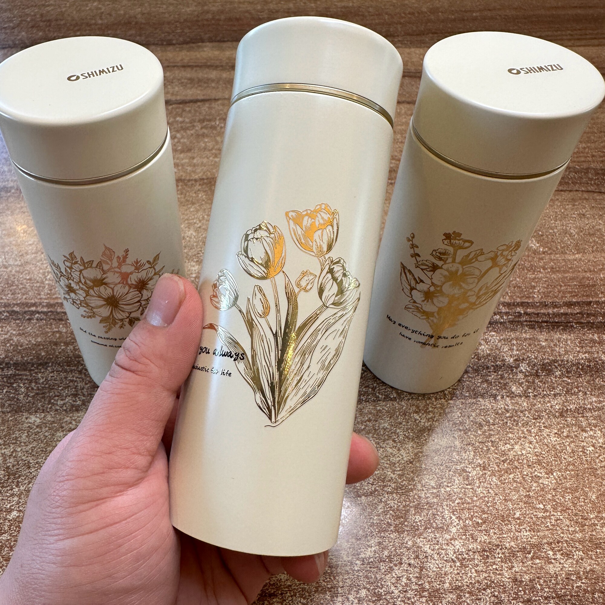 清水保温杯Mini烫金工艺立体触感