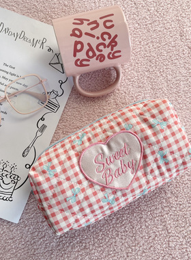 定制logo少女心可爱格子爱心刺绣化妆包女迷你便携收纳包