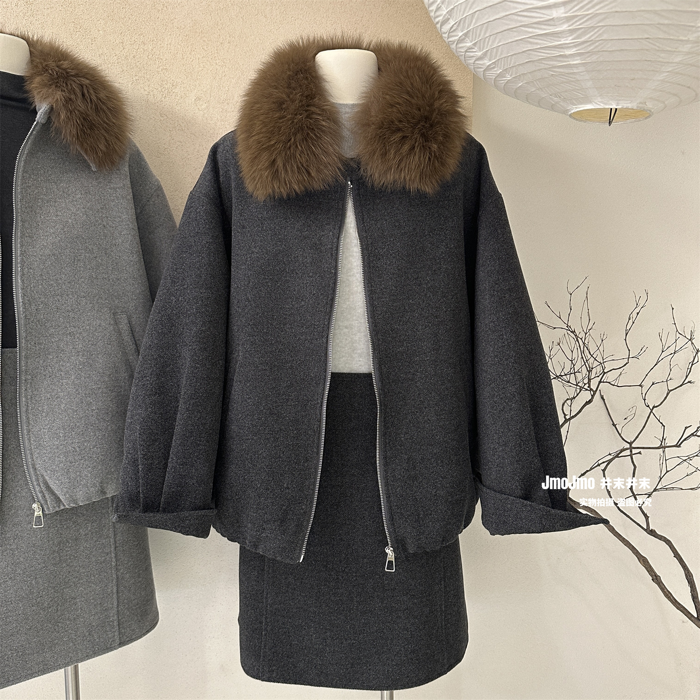 狐狸毛领羽绒毛呢外套半身裙套装