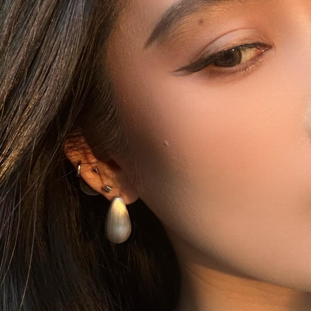 AIYALIU欧美款金属拉丝质感水滴形耳环