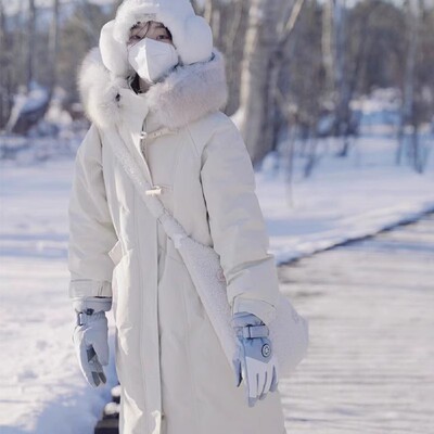 东北哈尔滨雪乡长白山防寒羽绒服
