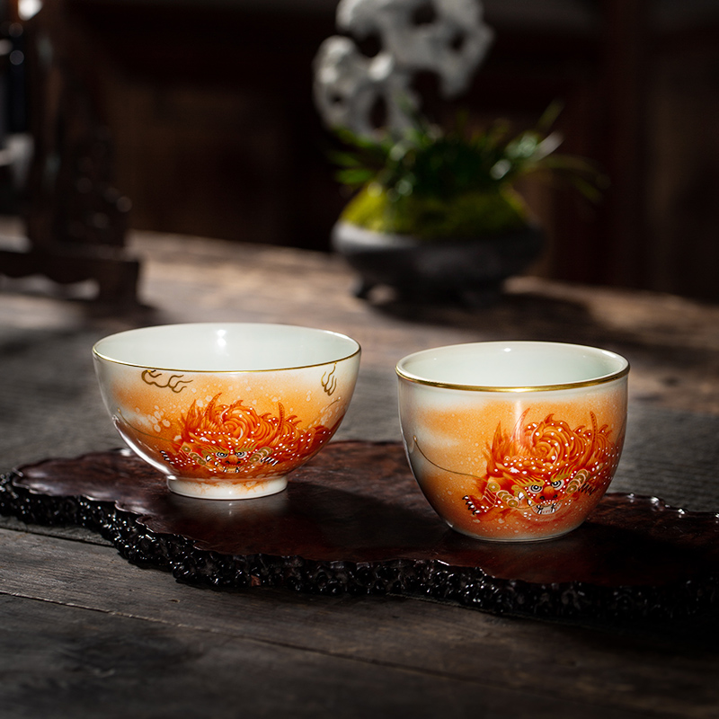 枭窑手工手绘描金貔貅内画杯矾红