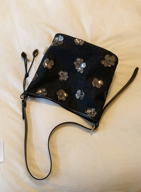 南风Chio2nd 星光梦境托特包黑色牛仔单肩包女闪片花朵复古斜挎包