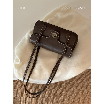 南风Chio2nd 衔山抱月小方包包女款轻奢质感法棍腋下包通勤单肩包