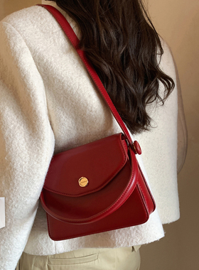 南风Chio2nd 洋红情书小方包包女2026新款红色婚包新娘单肩斜挎包