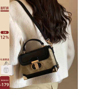 超火手提单肩斜挎包 爆款 南风Chio2nd 胡桃匣子小方包包女2026新款