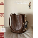 植鞣皮手提单肩包 爆款 南风Chio2nd 暖冬灯塔水桶包包女2025年新款