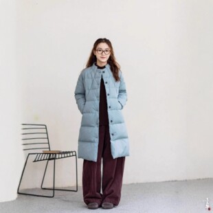 言午葵冬长绒棉立领长款95霍尔多巴吉白鹅绒羽绒服言某作同款