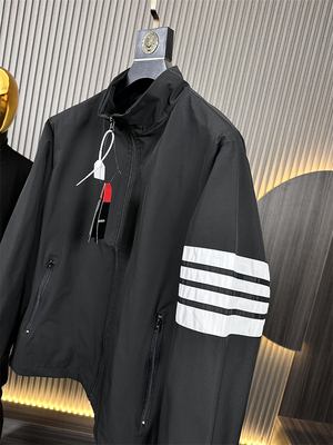 重点自荐/运动感十足*夹克