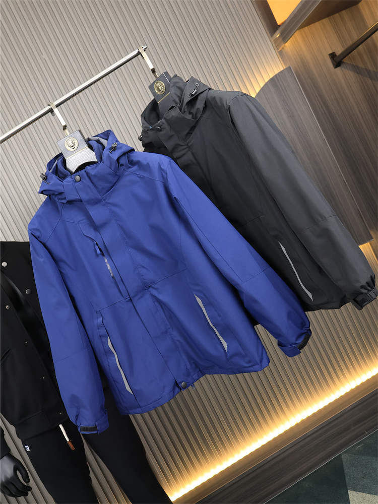 敲值*仅有百来件！三合一冲锋衣