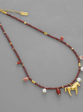 时来运转红色系石榴石小马珍珠