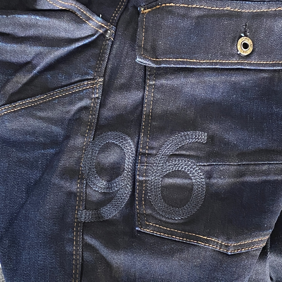 96新款男牛仔裤立体剪裁机车长裤