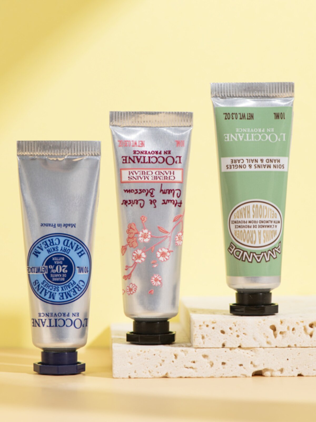 ตัวอย่างครีมทามือ L'Occitane ขนาด 10 มล. ครีมทามือกลิ่นดอกซากุระ ดอกเชอร์รี่ อัลมอนด์หวาน ฤดูใบไม้ร่วงและฤดูหนาว ขนาดทดลอง 30 มล. เป็นของขวัญ