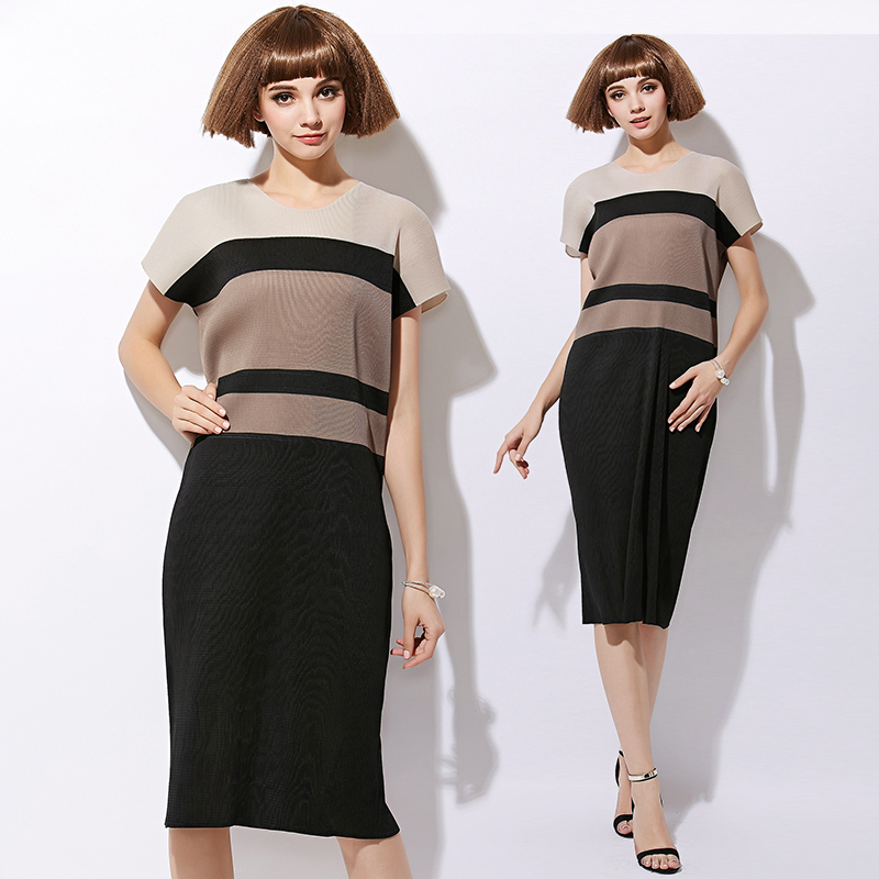 条纹撞色印花棠梨风穿搭连衣裙褶皱女装宽松短袖侘寂裙子气质长裙