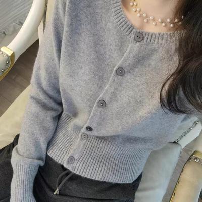 超韩系~显瘦灰色羊绒软糯开衫