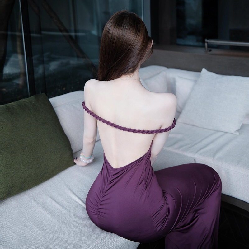 欧美性感辣妹设计大露背性感气质连衣裙修身显瘦长裙拍照海边度假