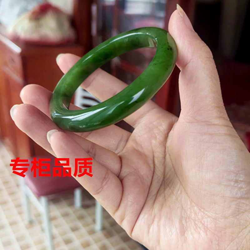 天然正品圆条和田玉手镯青玉女款图片