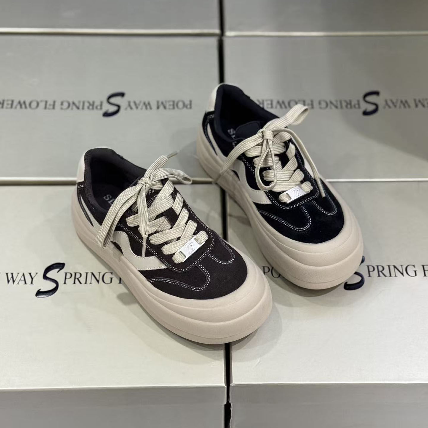 诗路花语德训鞋女2025年秋季新款