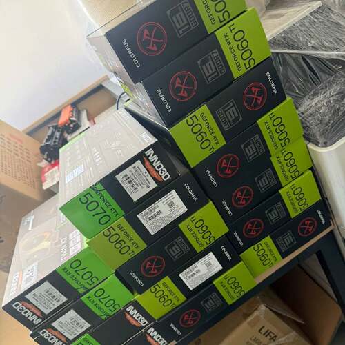 可维修七彩虹 RTX5060Ti 战斧显卡空包装盒，11个议价