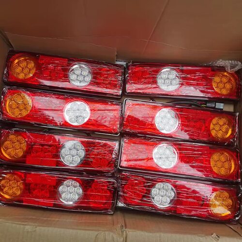 适配LED东风小霸王W15/W17/V23/V24//LED凯马锐航X1/X3/K1/后尾灯