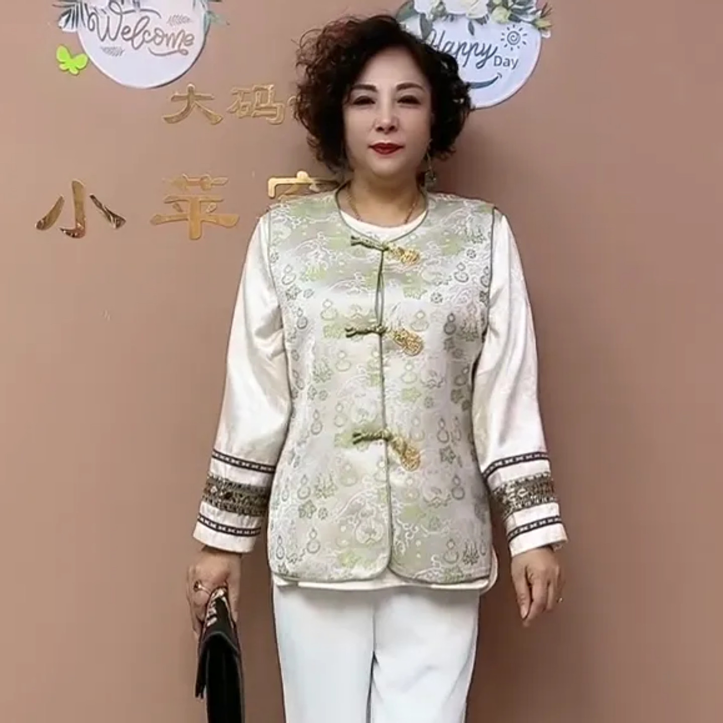 新中式风盘扣提花马甲女中老年妈妈装高级感唐装坎肩外套