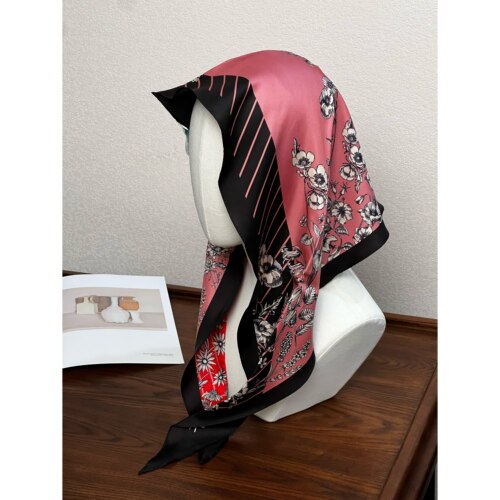 日本原创复古港风穿搭真丝丝巾