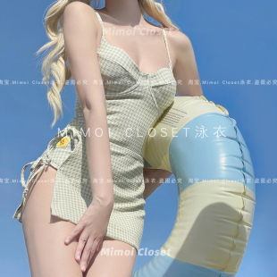 游泳衣女款 Mimoi 遮肚泳装 多巴胺绿格子吊带两件套裙式 Closet新款