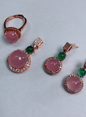 J149 天然玛瑙玉髓三件套粉色首饰礼物吊坠戒指耳钉首饰套装 送链