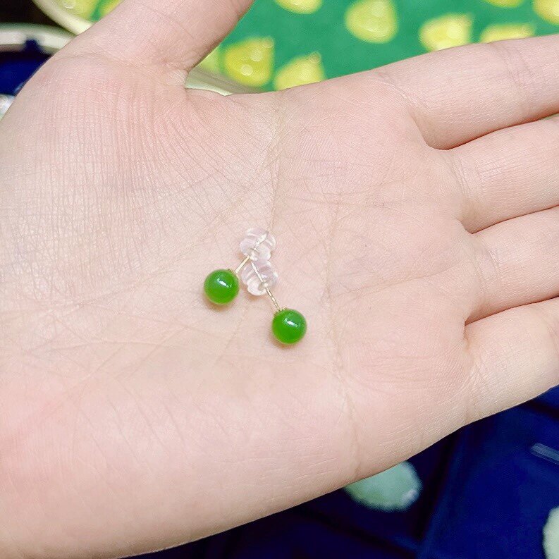 天然和田玉碧玉灯泡耳钉8mm18k真金耳饰苹果绿碧玉金镶饰品耳坠