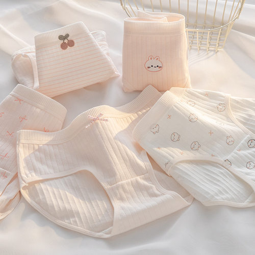 樱桃兔纯棉中腰三角裤女士内裤