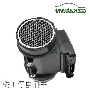 215 议价适用于马自达 G601 E5T50371 带筒空气流量计